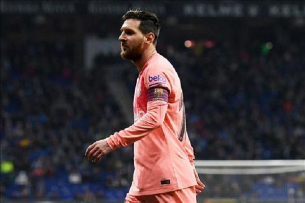 Đồng đội thán phục Messi